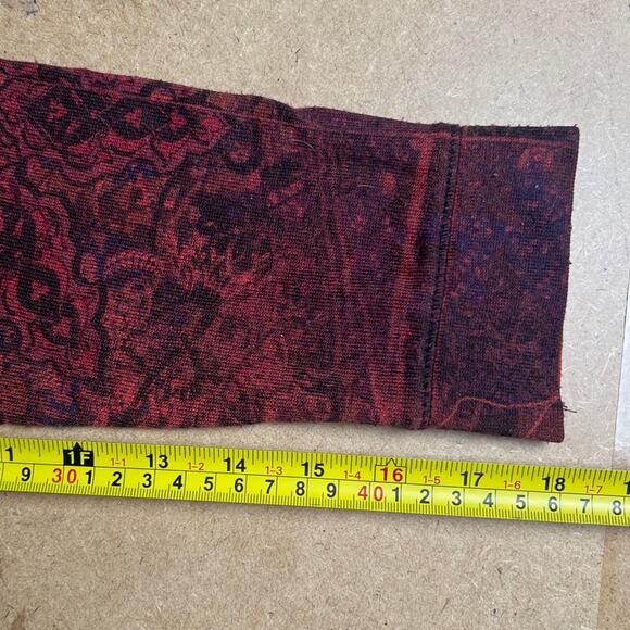 Live and Let Live Red/Pink AOP Graphic Rhinestone Sweater Women Size Large - Picture 7 of 7